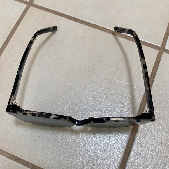 AQS Silver & Black Tortoise Large Mirrored Polarized Sunglasses Womens Cat Eye - Picture 5 of 6